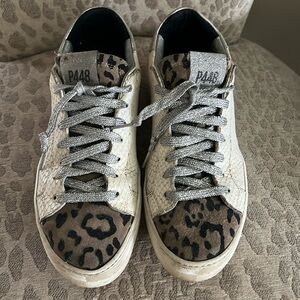 P448 size 39 (8.5 US women) leopard toe!